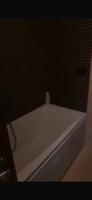 Tirane, jepet me qera apartament 1+1+Ballkon Kati 4, 1.200 € (Liqueni Artifical)