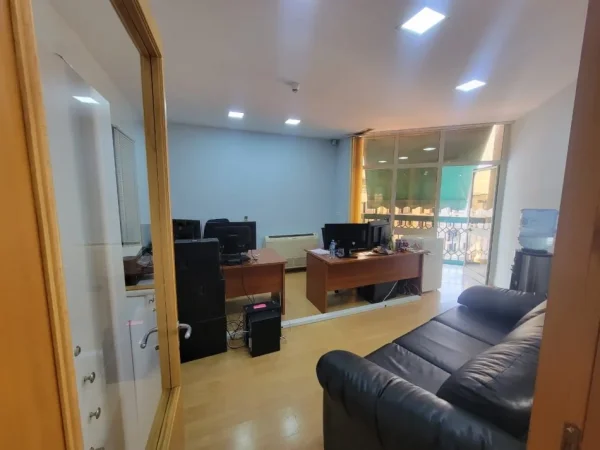 Tirane, shitet apartament duplex Dublex Kati 7, 190 m² 475.000 € (RRUGA E KAVAJES)