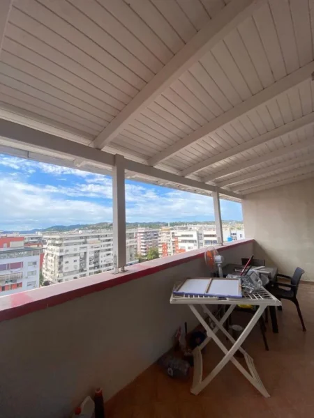 Tirane, jepet me qera apartament 1+1+Ballkon Kati 8, 65 m² 500 € (Teodor keko)