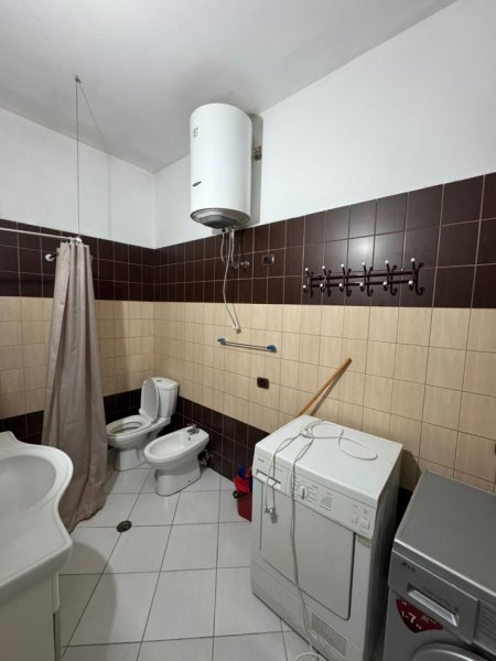 fea294a5-6a47-4d7a-b698-de0849f3ef83.jpg