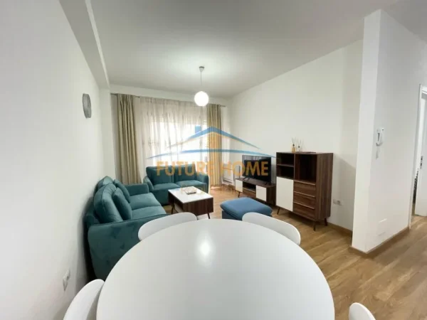 Tirane, jepet me qera apartament 2+1 Kati 4, 95 m² 750 € (ordan Misja perballe Spak)