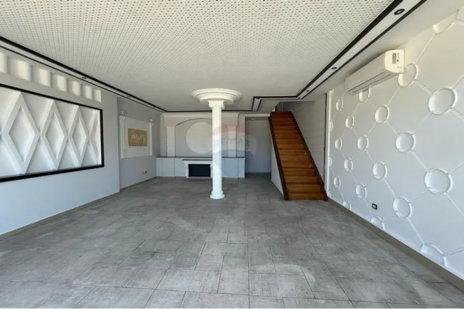 Tirane, jepet me qera ambjent biznesi Kati 0, 1.000 m² 3.500 € (Prrush prane kombinatit)