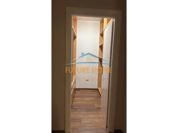 Tirane, jepet me qera apartament 2+1 Kati 10, 96 m² 1.200 € (Rrugën Abdyl Frashëri)