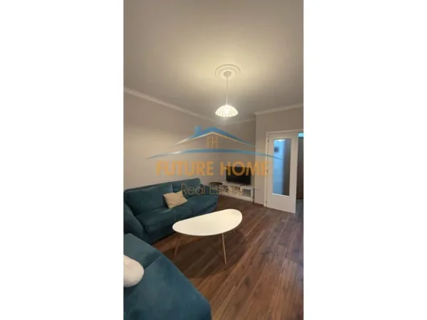 Tirane, jepet me qera apartament 2+1 Kati 10, 96 m² 1.200 € (Rrugën Abdyl Frashëri)
