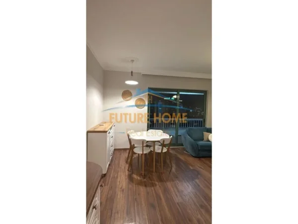 Tirane, jepet me qera apartament 2+1 Kati 10, 96 m² 1.200 € (Rrugën Abdyl Frashëri)