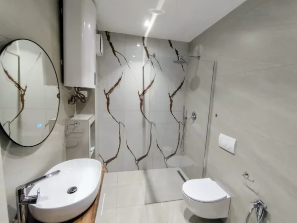 Tirane, jepet me qera apartament duplex 2 Katshe , 115 m² 1.300 € (Gjon Buzuku)