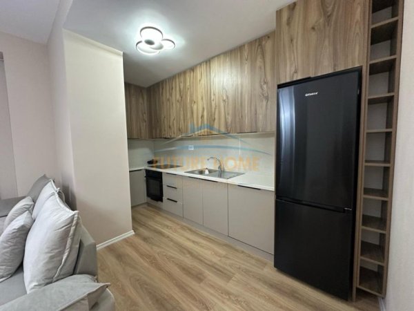Tirane, shitet 1+1+Ballkon , 215.000 € 