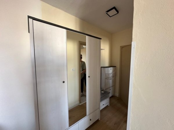 Tirane, jap me qera garsonier Kati 1, 32 m² 40.000 € (Zonja Curre)
