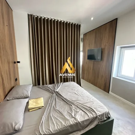 Tirane, shitet apartament 1+1+Ballkon Kati 5, 73 m² 224.000 € (shallvaret)