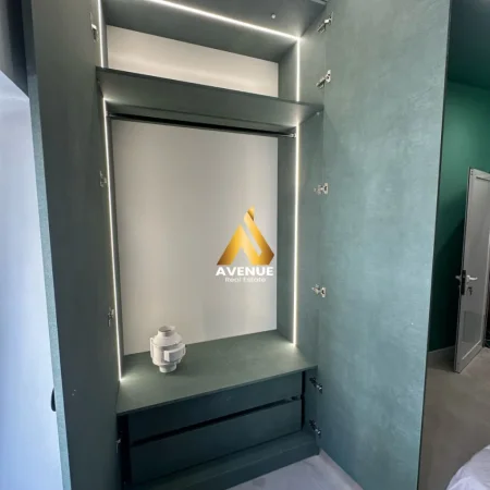 Tirane, shitet apartament 1+1+Ballkon Kati 5, 73 m² 224.000 € (shallvaret)