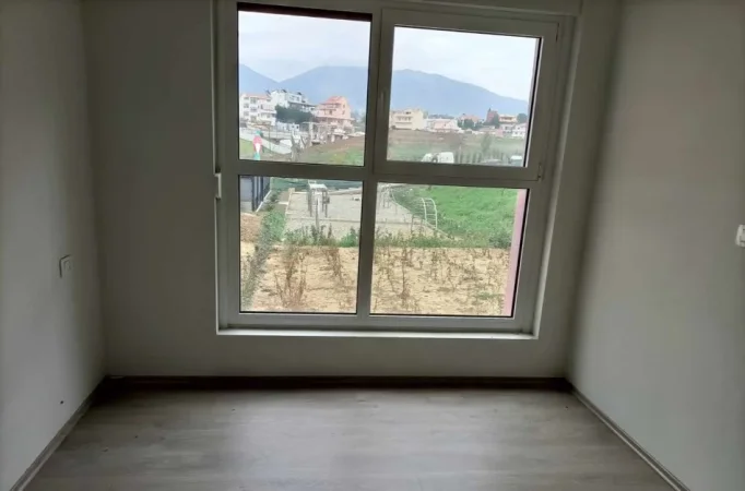 Tirane, shitet apartament 2+1+Ballkon , 83 m² 129.000 € (Ali Demi)