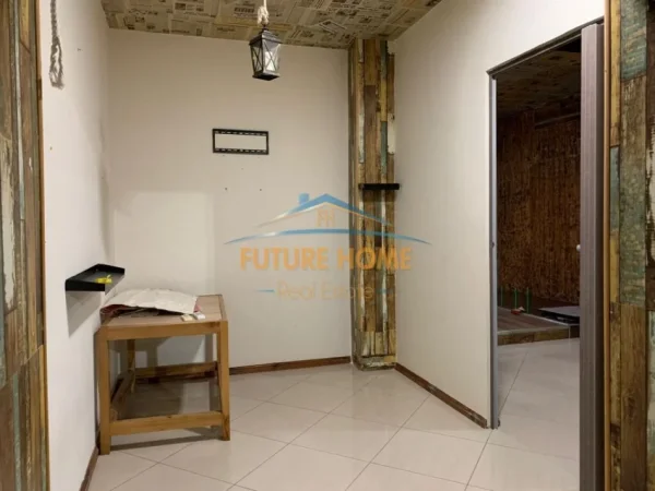 Tirane, jepet me qera ambjent biznesi Kati 1, 175 m² 1.700 € (Myslym Shyri)