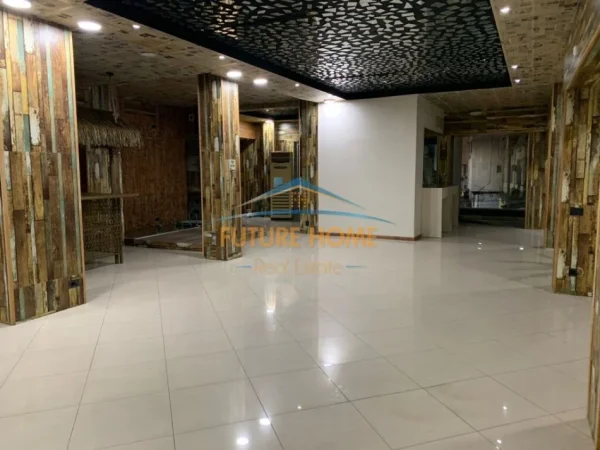 Tirane, jepet me qera ambjent biznesi Kati 1, 175 m² 1.700 € (Myslym Shyri)