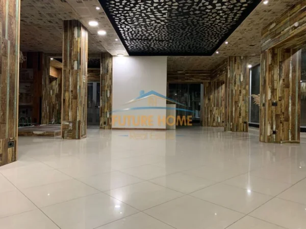 Tirane, jepet me qera ambjent biznesi Kati 1, 175 m² 1.700 € (Myslym Shyri)