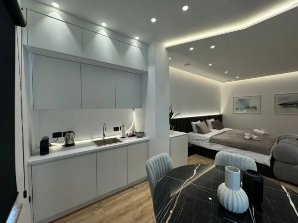 Shqiperi, shitet apartament 1+1 Kati 2, 50 m² 220.000 € (SHESHI WILLSON BLLOK)