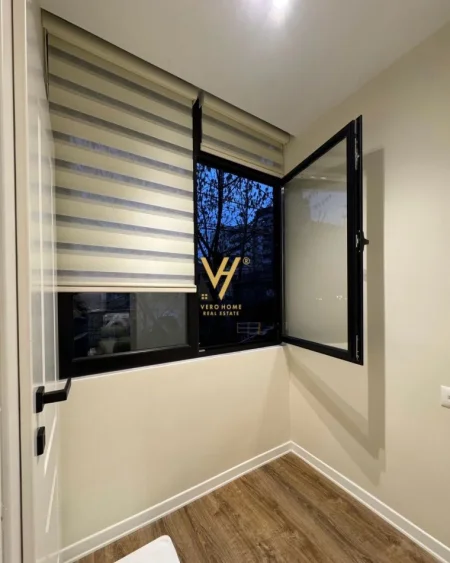 Tirane, shitet apartament 1+1+Ballkon Kati 2, 60 m² 184.000 € (PAZARI I RI)