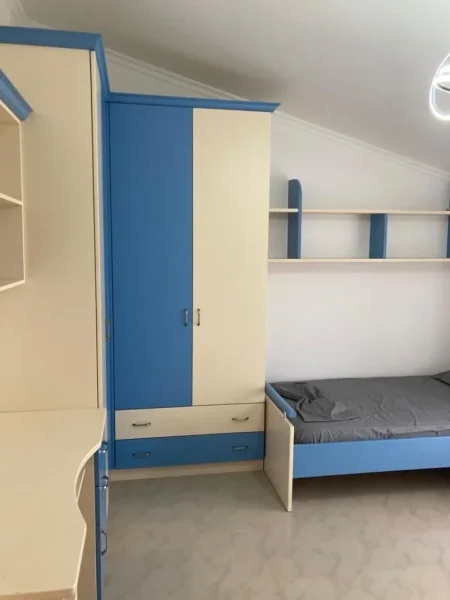 Tirane, jepet me qera apartament 2+1 Kati 3, 120 m² 500 € (MISTO MANE)