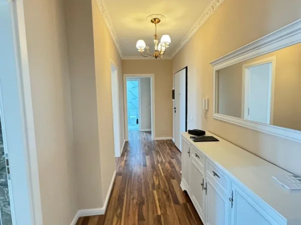 Tirane, shitet apartament 2+1 Kati 2, 124 m² 250.000 € (Liqeni i thate)