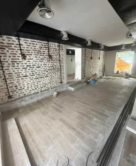 Tirane, shitet apartament 2+1 Kati 1, 112 m² 188.000 € (Vasil shanto)