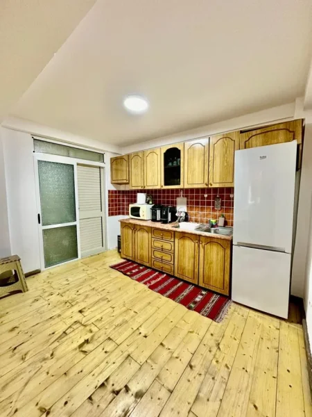 Durres, shitet 1+1 Kati 1, 73 m² 75.000 € (Golem)