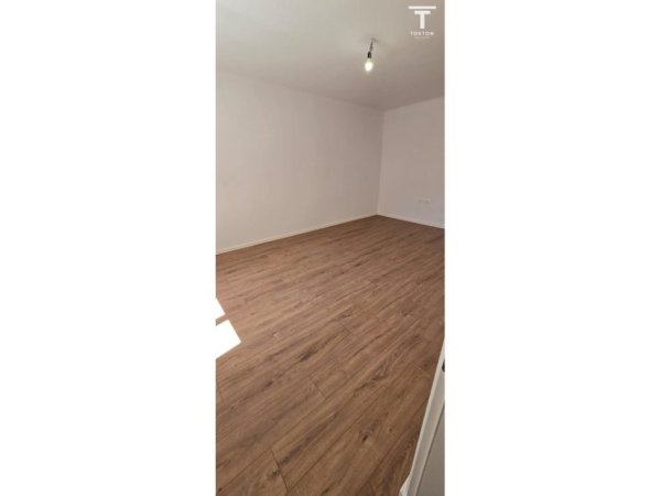 SHITET, APARTAMENT 1+1, ZOGU I ZI, TIRANE. TT2011