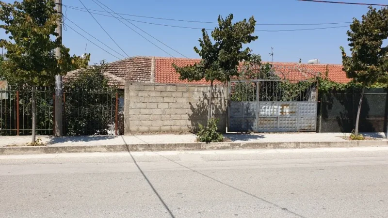 Kucove, shitet shtepi 1+1 Kati 0, 45 m² (Thimi Tane)