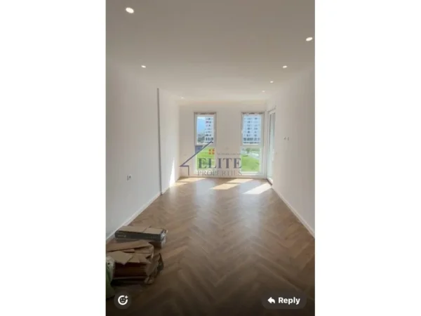 Tirane, shitet apartament 2+1+Ballkon Kati 2, 97 m² 125.000 € (Univers City)