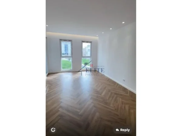 Tirane, shitet apartament 2+1+Ballkon Kati 2, 97 m² 125.000 € (Univers City)