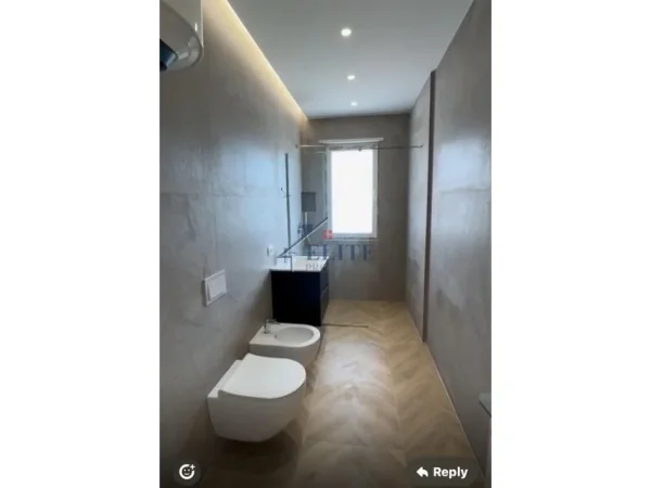 Tirane, shitet apartament 2+1+Ballkon Kati 2, 97 m² 125.000 € (Univers City)