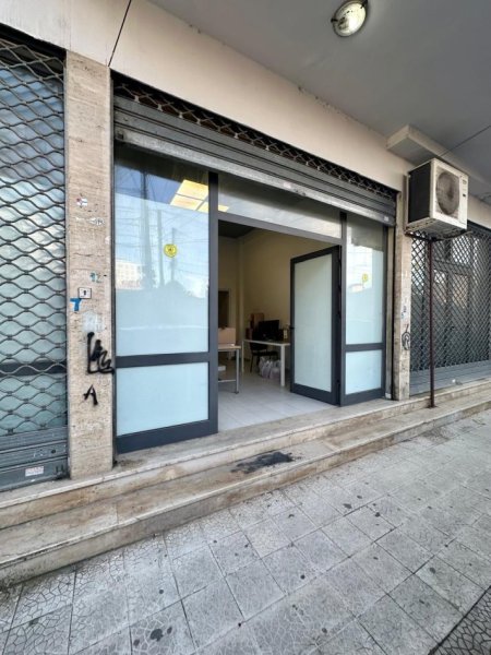 Tirane, shitet ambjent biznesi Kati 0, 386 m² 350.000 € (Shkolla e Kuqe)
