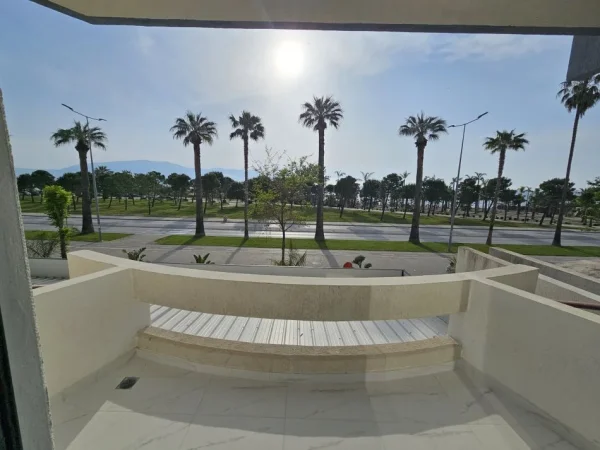 Vlore, shitet apartament 1+1+Ballkon Kati 1, 74 m² 259.000 € (Lungomare VLORE)