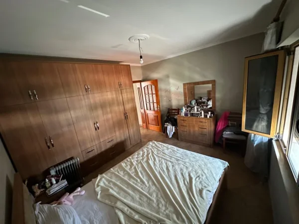 Tirane, jepet me qera apartament 2+1+Ballkon Kati 5, 87 m² 470 € (Zogu I Zi)
