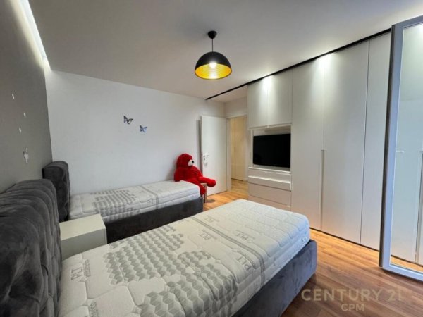 Tirane, jepet me qera apartament Kati 2, 82 m² 750 € 