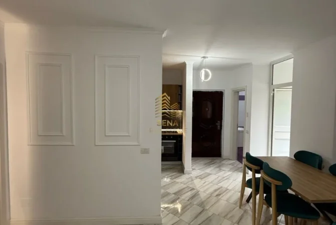 Shkembi Kavajes, shitet apartament 1+1+Ballkon Kati 2, 73 m² 79.000 € (Pas shinave, pallat buze rruge)