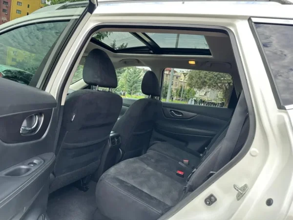 Tirane, shes SUV | Xhip NISSAN ROGUE 2.5 Benzin+Gaz, e bardhë automatik Klima 176.000 km