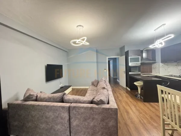 Tirane, shitet apartament 2+1 Kati 2, 99 m² 135.000 € (prane kompleksit Grand Gallery, Yzberisht)