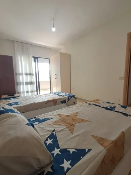 Tirane, jepet me qera apartament 2+1+Aneks+Ballkon , 110 m² 500 € (yzberisht)