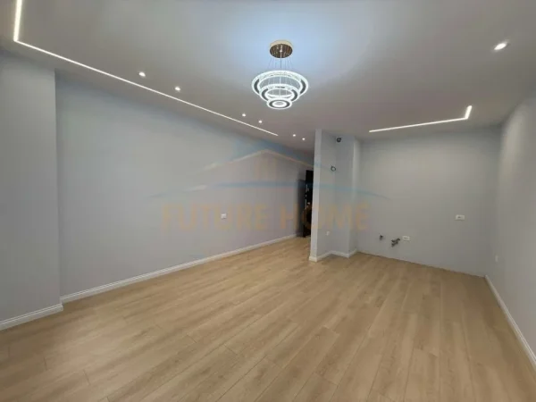Tirane, shitet apartament 2+1+Aneks Kati 1, 93 m² 265.000 € (Myslym Shyri tek Rruga Him Kolli)