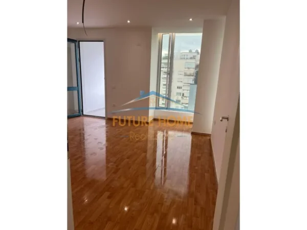 shitet apartament 2+1 Kati 6, 174 m² 410.000 € (Rruga e Elbasanit, Ambasada Amerikane)