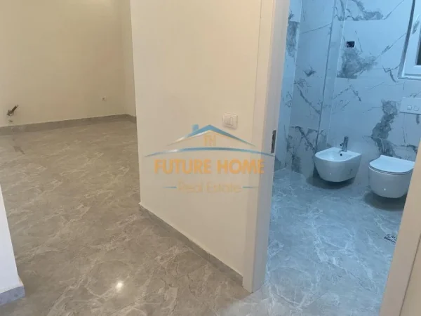Tirane, jepet me qera apartament 2+1 Kati 3, 106 m² 800 € (Myslym Shyri)