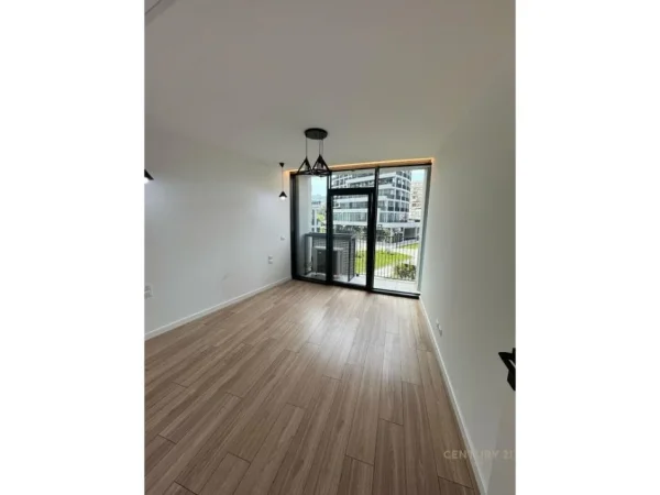 Tirane, jepet me qera zyre Kati 1, 70 m² 1.000 € (Lake View Residence)