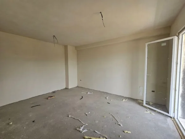 Tirane, shitet apartament 2+1+Ballkon Kati 8, 122 m² 192.000 € (DRITAN HOXHA)