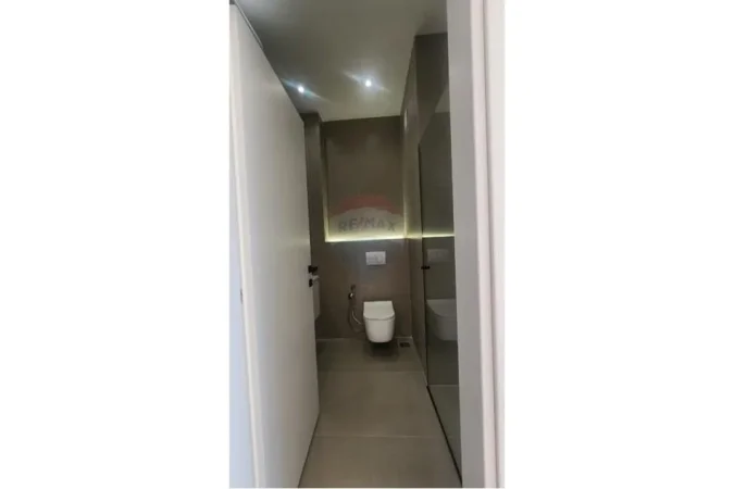 Tirane, shitet apartament 1+1+Ballkon Kati 4, 57 m² 124.000 € (BULEVARDI ZOGU I 1)