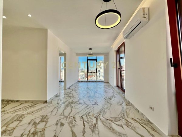 Tirane, jepet me qera zyre Kati 7, 70 m² 1.100 € (Rruga e Kavajes)