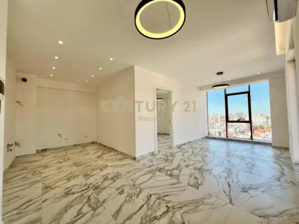 Tirane, jepet me qera zyre Kati 7, 70 m² 1.100 € (Rruga e Kavajes)