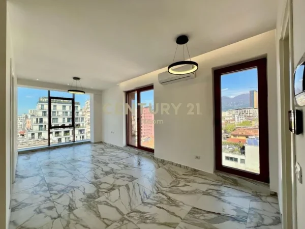 Tirane, jepet me qera zyre Kati 7, 70 m² 1.100 € (Rruga e Kavajes)