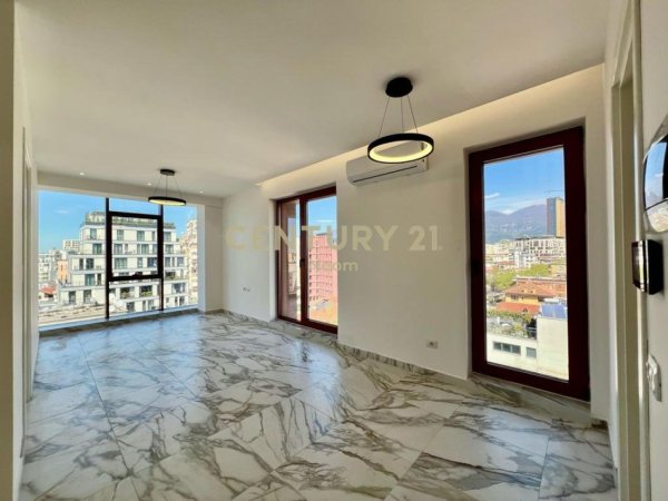Tirane, jepet me qera zyre Kati 7, 70 m² 1.100 € (Rruga e Kavajes)