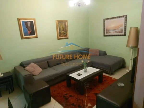 Tirane, jepet me qera apartament 2+1 Kati 2, 110 m² 500 € (Tregu Elektrik)