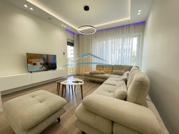 Tirane, shitet apartament 3+1 Kati 1, 110 m² (Liqeni i Thate, Tiranë)