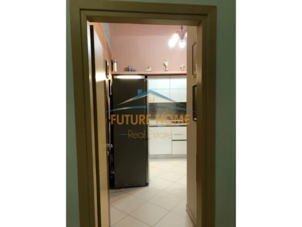Tirane, shitet apartament 1+1 Kati 1, 82 m² 250.000 € (Rruga e Bogdanëve, Tiranë)